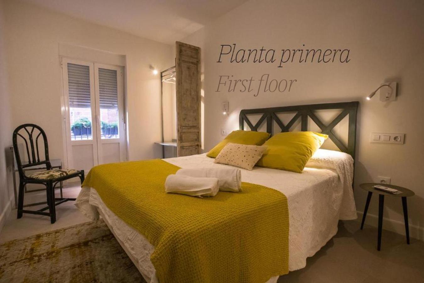 Apartamentos San Salvador Parking Gratis เมรีดา ภายนอก รูปภาพ