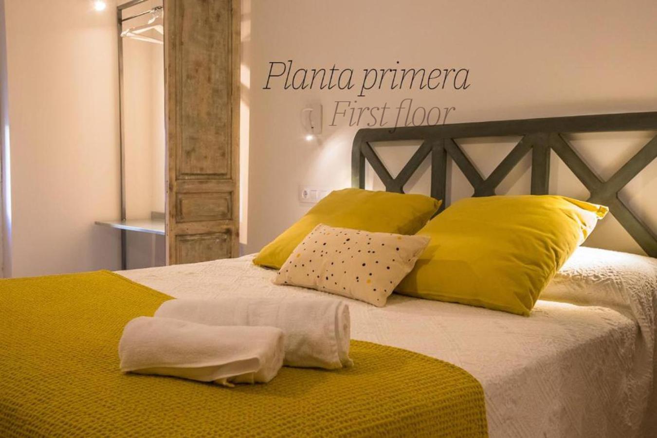 Apartamentos San Salvador Parking Gratis เมรีดา ภายนอก รูปภาพ